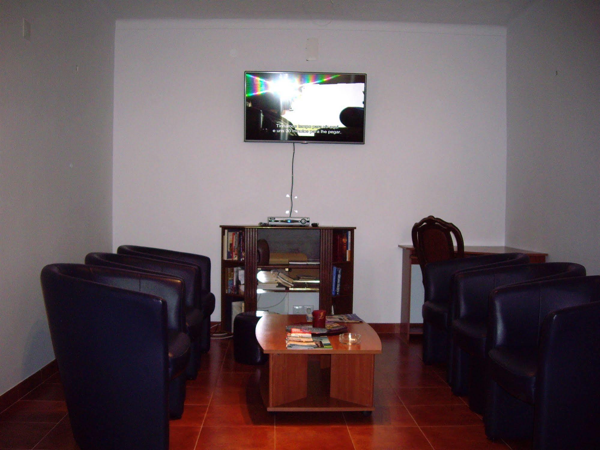 Residencial Camoes Bed & Breakfast Lisabona Exterior foto