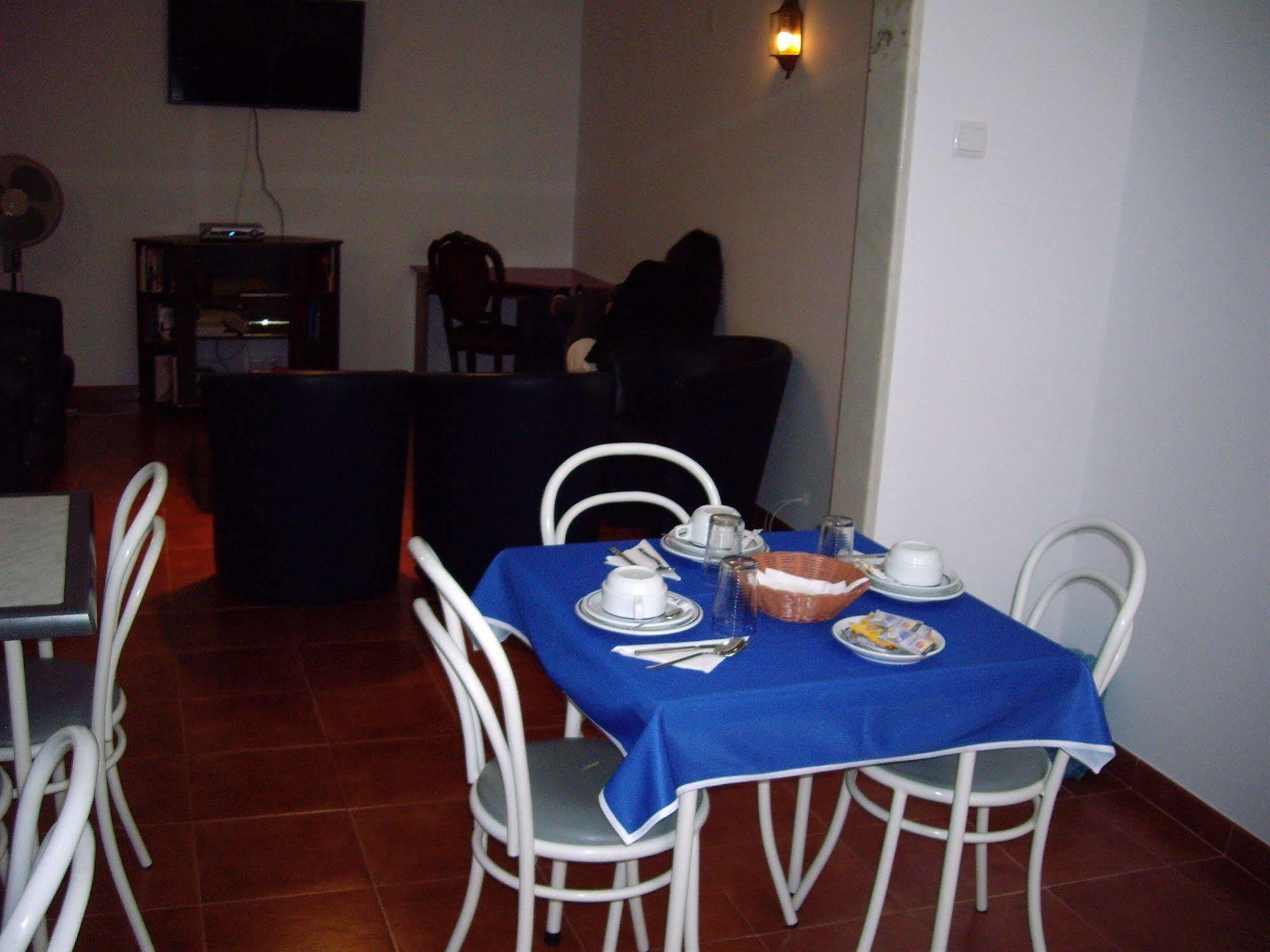 Residencial Camoes Bed & Breakfast Lisabona Exterior foto