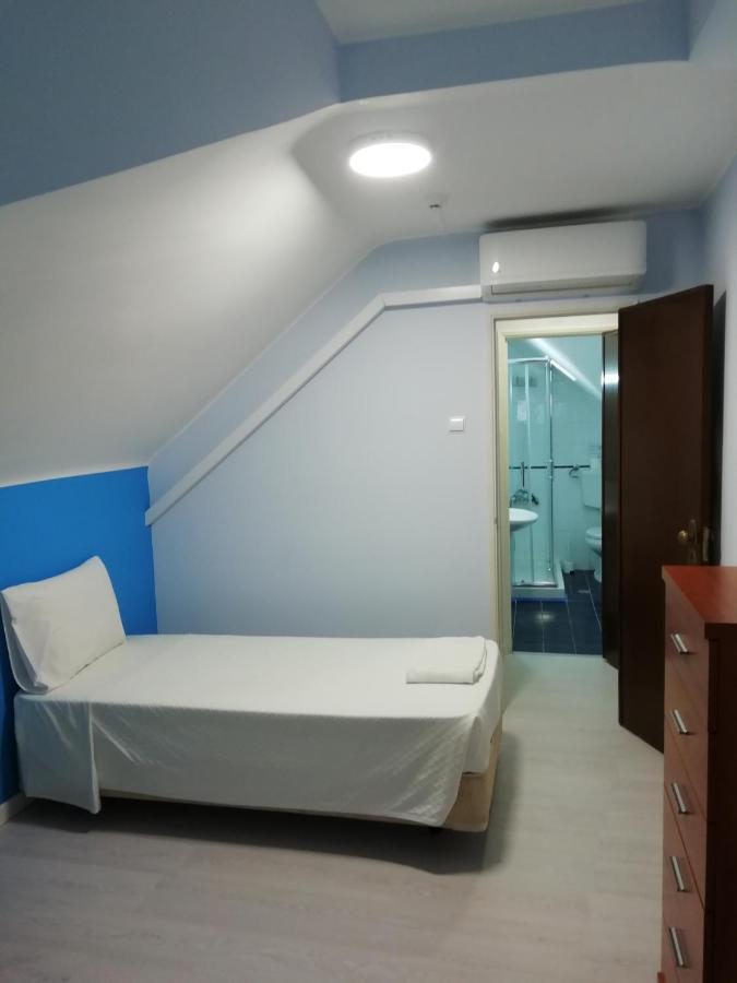 Residencial Camoes Bed & Breakfast Lisabona Exterior foto